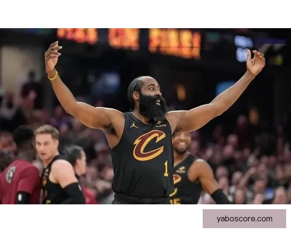 阿伦复出助力骑士内线 强攻强防成为球队主心骨